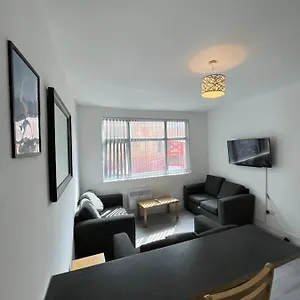 The Bake - 5 Bedroom Large Sleeps Up To 16 Person Newcastle upon Tyne